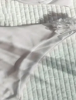 Women's Swimwear Bikini 2 Piece Cheeky Swimsuit Backless Slim 3D Floral Vacation Beach Wear Solid Color V Neck Sleeveless Bathing Suits