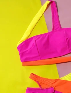 Women's Swimwear Bikini 2 Piece Cheeky Swimsuit Backless Slim Vacation Beach Wear Color Block Asymmetric Neck Sleeveless Bathing Suits