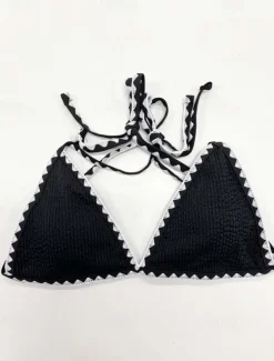 Women's Swimwear Bikini Swimsuit Elegant Fashion Solid Color Sleeveless Bathing Suits