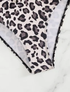 Women's Swimwear One Piece Monokini Swimsuit Backless Tummy Control High Waist Slim Vacation Beach Wear Leopard V Neck Sleeveless Bathing Suits