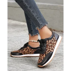 Women's Trendy Leopard Print Sneakers with Black Accents | Perfect for Casual Wear