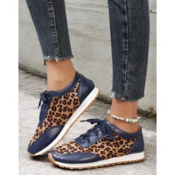 Women's Trendy Leopard Print Sneakers with Black Accents | Perfect for Casual Wear