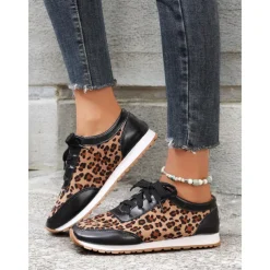 Women's Trendy Leopard Print Sneakers with Black Accents | Perfect for Casual Wear