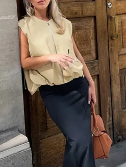 Women's Vest Comfortable Breathable Zipper Pocket Casual Plain Vacation Street Casual Daily Wear Zipper Short V Neck Regular Fit Sleeveless Outerwear Khaki Summer Spring