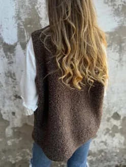 Women's Vest Outdoor Street Daily Fall Winter Regular Coat Regular Fit Warm Breathable Comtemporary Stylish Jacket Sleeveless Solid Color with Pockets Black Red Coffee