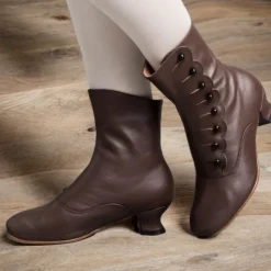 Women's Victorian Brown Leather Buttoned Ankle Boots - Ideal for Vintage Themed Events and Unique Everyday Style