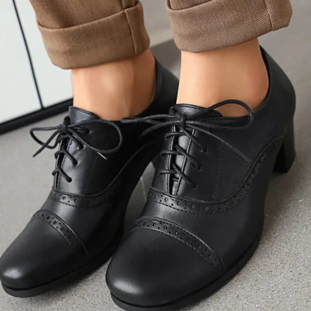 Women's Vintage Oxford Heeled Shoes – Lace-Up Brogue Pumps for Office, Formal & Daily Wear