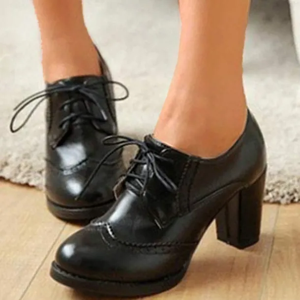 Women's Vintage Oxford Heels – Lace-Up Brogue Chunky Heel Dress Shoes for Work, Office, and Casual Wear