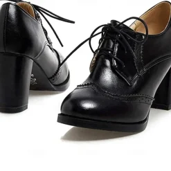 Women's Vintage Oxford Heels – Lace-Up Brogue Chunky Heel Dress Shoes for Work, Office, and Casual Wear