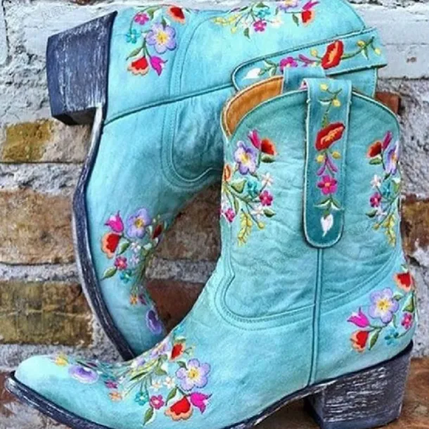 Women's Vintage Western Cowboy Boots – Floral Embroidered Faux Leather Ankle Boots for Casual and Festival Wear
