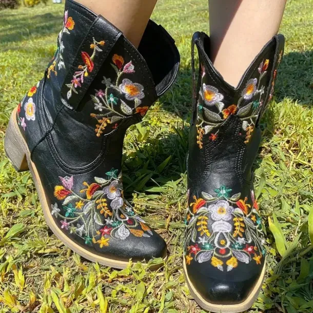 Women's Vintage Western Cowboy Boots – Floral Embroidered Faux Leather Ankle Boots for Casual and Festival Wear