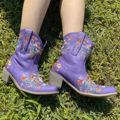 Women's Vintage Western Cowboy Boots – Floral Embroidered Faux Leather Ankle Boots for Casual and Festival Wear
