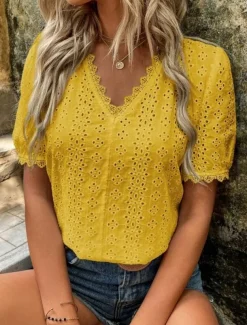 Women's White Elegant Lace Tops Eyelet Blouse Casual Solid Color Regular Tops Short Sleeve V Neck Lace Eyelet Regular Fit Daily White Yellow Romantic Petite Tops Summer Holiday Wear