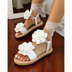 Women's White Flower Lace-Up Flat Sandals, Casual Wedding Style, Beach Bride Shoes with Ribbon Straps and Floral Details