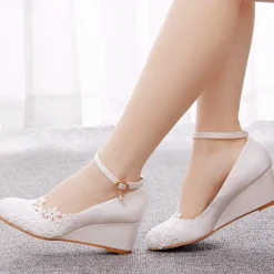 Women's White Lace Wedge Wedding Shoes – Elegant Floral Embroidery with Ankle Strap for Brides and Special Occasions