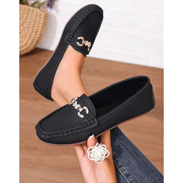 Women's White Leather Loafers with Gold Chain Detail - Elegant and Comfortable Shoes for Casual and Formal Wear