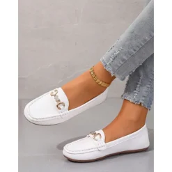 Women's White Leather Loafers with Gold Chain Detail - Elegant and Comfortable Shoes for Casual and Formal Wear
