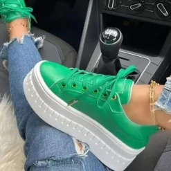 Women's White Platform Lace-Up Sneakers with Chunky Sole - Trendy Casual Shoes for Streetwear and Everyday Style