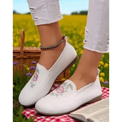 Women's Wide Toe Barefoot Shoes – Floral Embroidered Flyknit Flats for Picnics, Garden Strolls and Summer Getaways