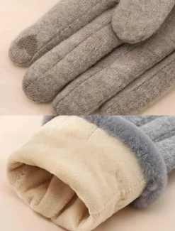 Women's Winter Fleece-Lined Touchscreen Gloves with Heart Detail – Warm and Stylish for Outdoor Cold Weather, Perfect Gift Idea