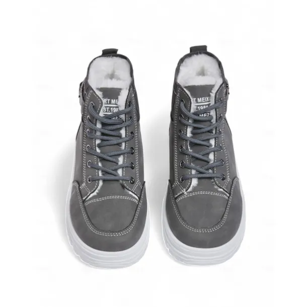 Women's Winter High-Top Sneakers with Fur Lining – Warm Lace-Up Ankle Boots with Chunky Sole and Buckle Detail for Casual Outdoor Wear