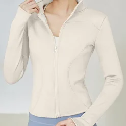 Women's Yoga Top Crew Neck Quick Dry Lightweight Breathable Thumbhole Long Sleeve Sports Solid Color Jacket Top For Running Fitness Yoga Loose Fit Activewear